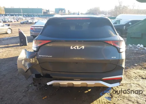 2023 Kia Sportage Hybrid Ex z USA, uszkodzony, nr VIN KNDPVCAG0P7066210